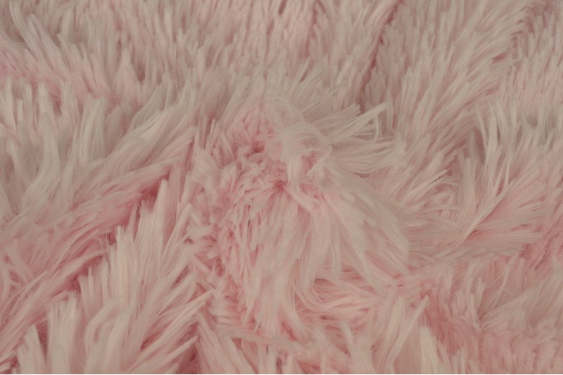 Baby roze