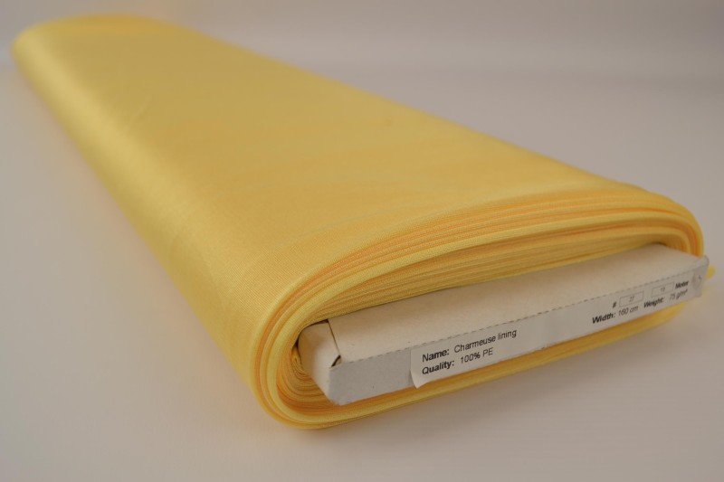 Charmeuse voering lichtgeel, rol