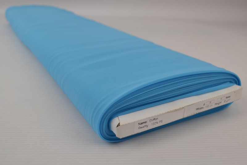 Chiffon aqua blauw, rol