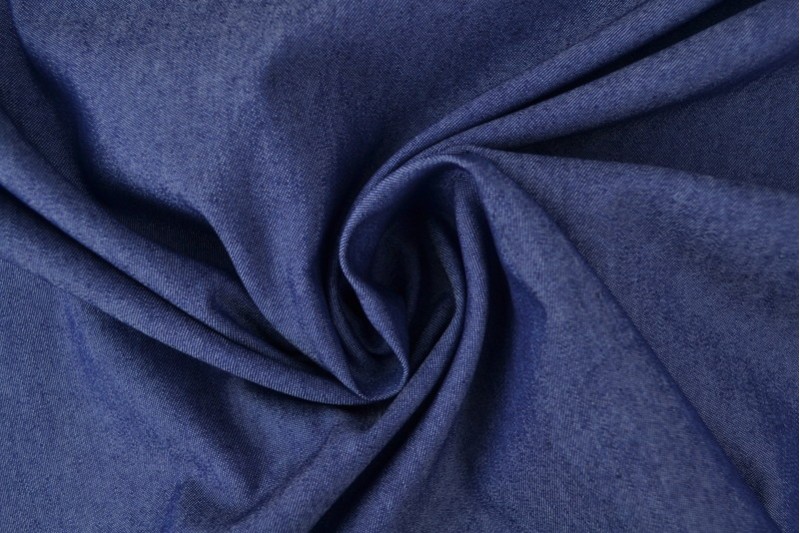 Donkerblauw