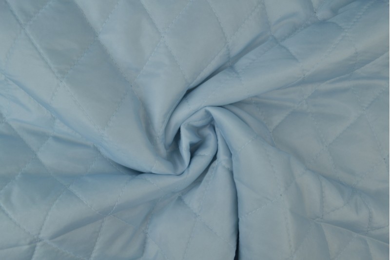 Gewatteerde voering baby blauw, rol