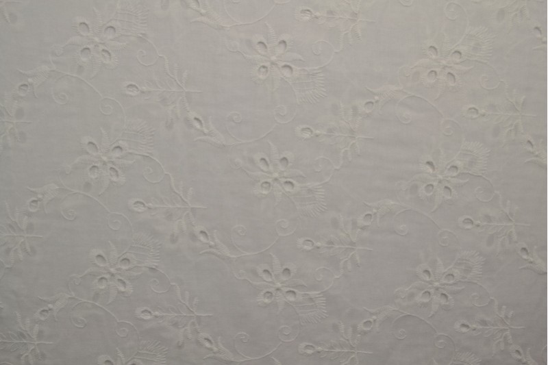 Katoen broderie wit (patroon 09)
