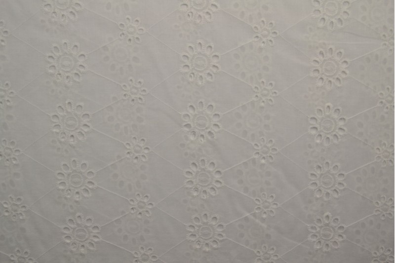 Katoen broderie wit (patroon 14)