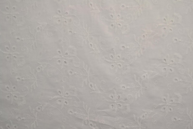 Katoen broderie wit (patroon white 01)