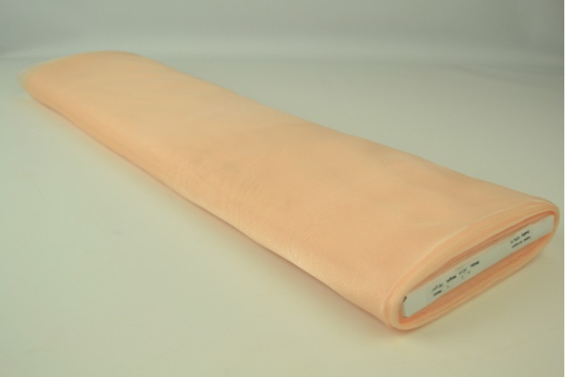 Organza champagne, rol
