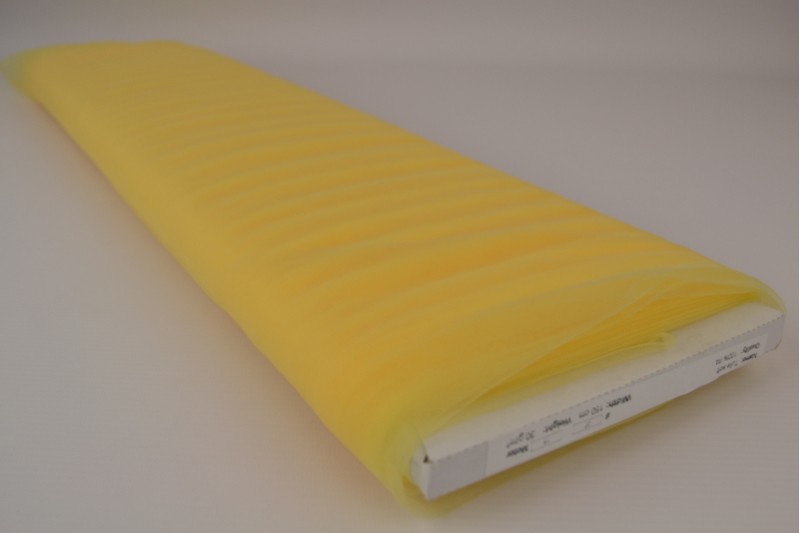 Tule zacht (bruidstule) licht geel