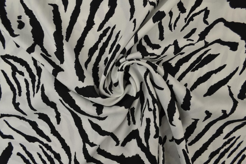 Viscose print 658-02