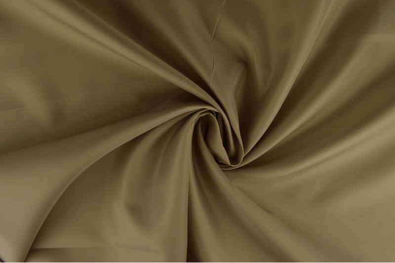 Voering taupe, rol
