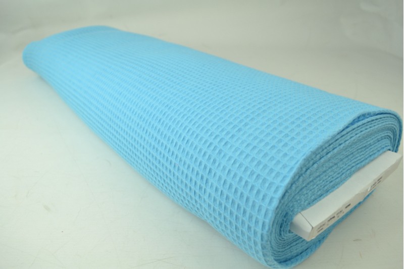 Wafelstof aqua blauw, rol